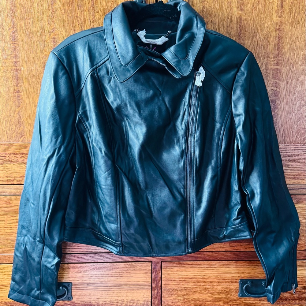 Isaac Mizrahi Black Faux Leather Asymmetric Zip Jacket